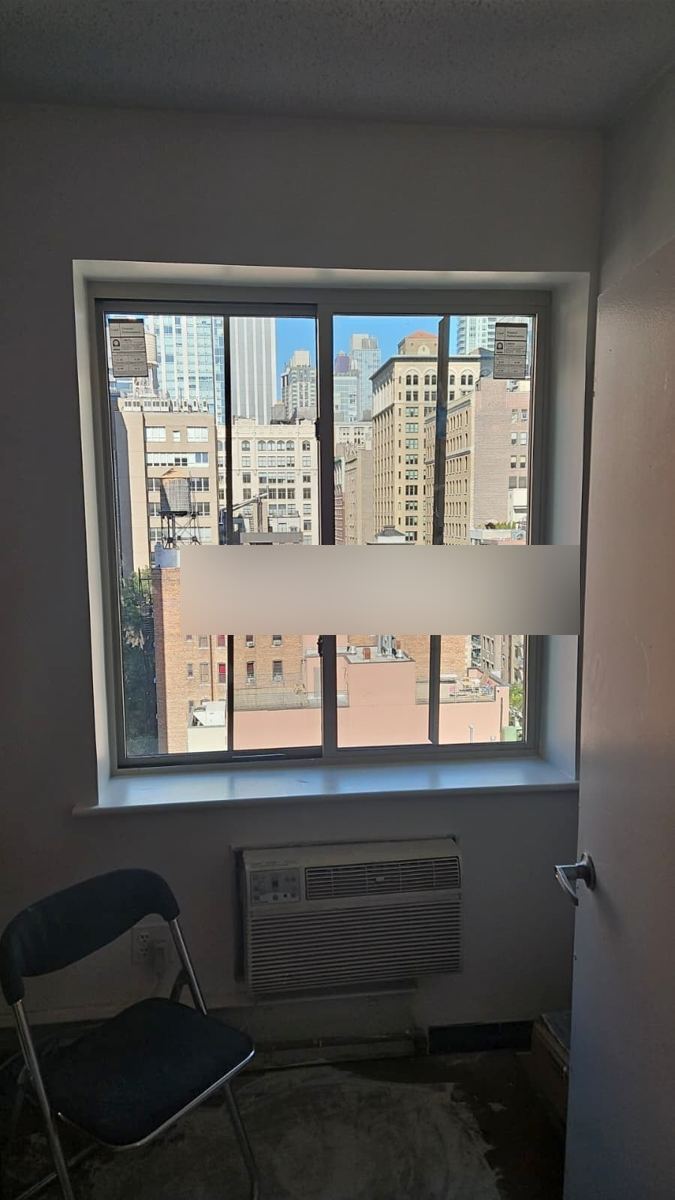 Apartment and window restoration - photograph 3